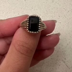 Mejuri x Jenna lyons ring